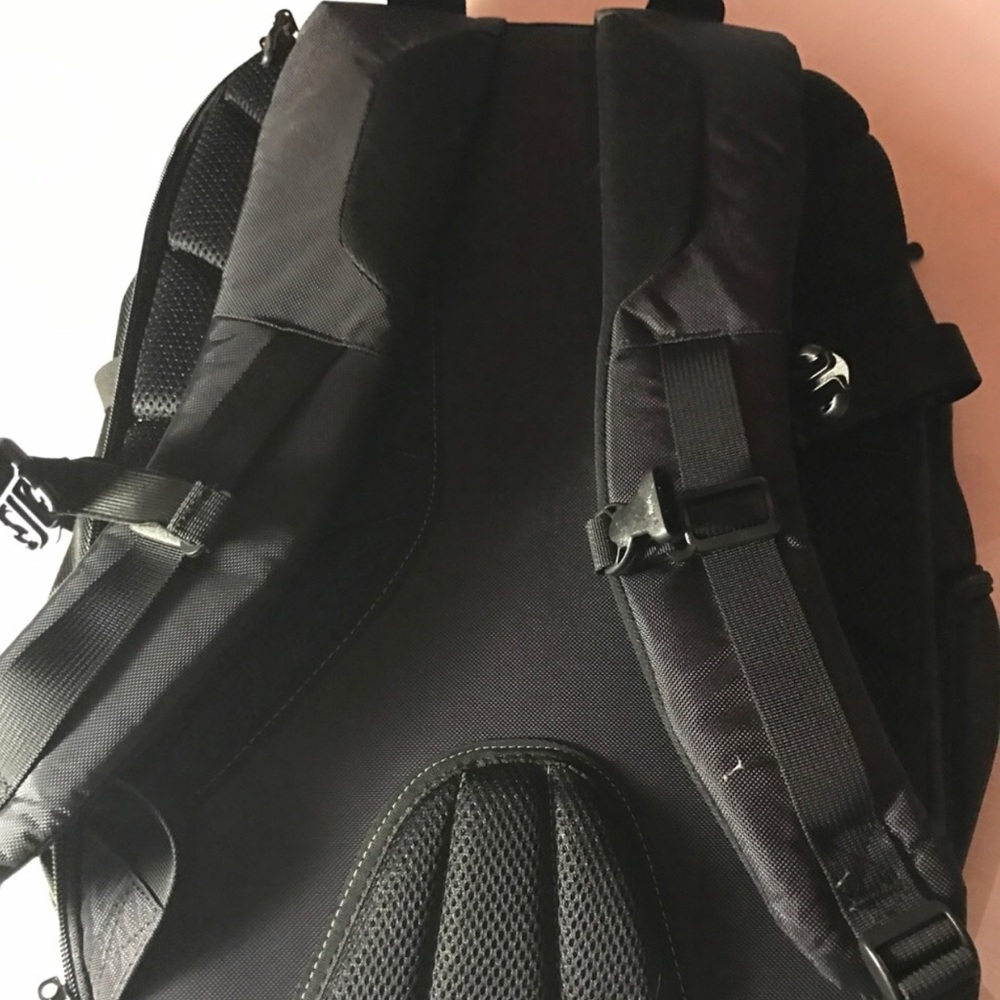 3 piece Tortuga Backpack, Day Pack and Rain Cover